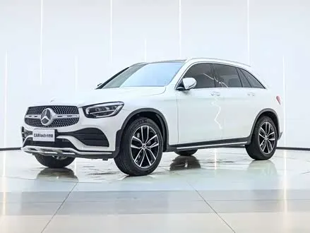MERCEDES-BENZ GLC 2021