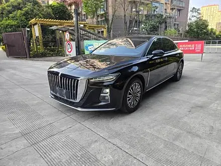 HONGQI H5 2023 — 30 000 км, Китай — под ключ — фото 1