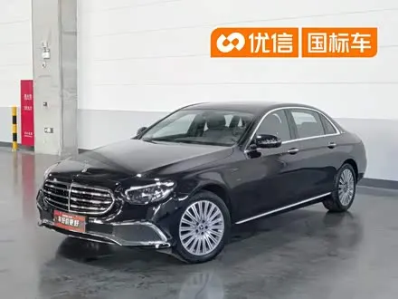 MERCEDES-BENZ E-CLASS 2022