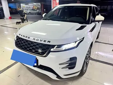 LAND ROVER RANGE ROVER EVOQUE 2021 — 50 000 км, Китай — под ключ — фото 1