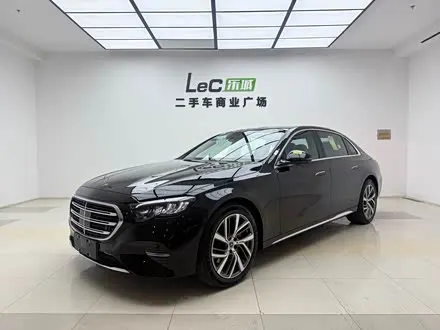 MERCEDES-BENZ E-CLASS 2025