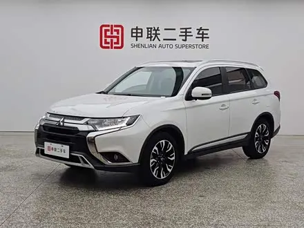 Mitsubishi Outlander — из Китая под ключ