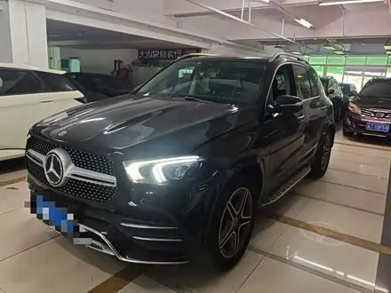 MERCEDES-BENZ GLE 2020