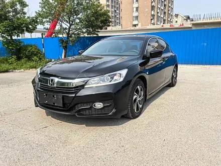 HONDA ACCORD 2016 — 180 000 км, Китай — под ключ — фото 1