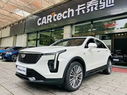 CADILLAC XT4 2024 — 25 000 км, Китай — под ключ — фото 1