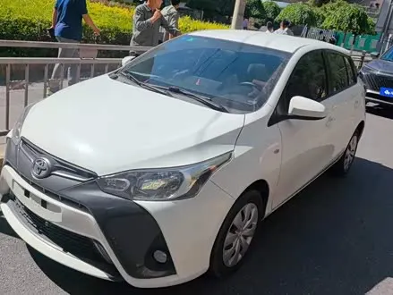 Toyota Yaris L — из Китая под ключ