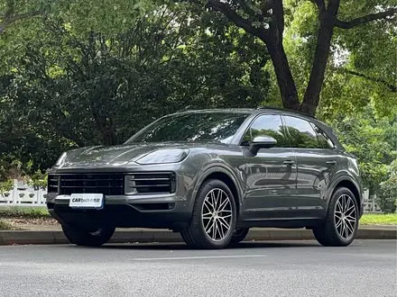 PORSCHE CAYENNE 2024 — 8 000 км, Китай — под ключ — фото 1