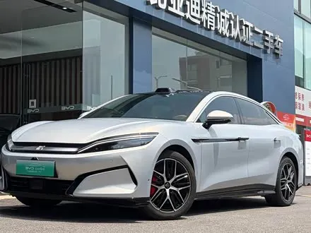 BYD HAN L 2025