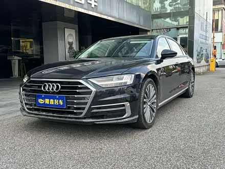 AUDI A8 2018 — 150 000 км, Китай — под ключ — фото 1