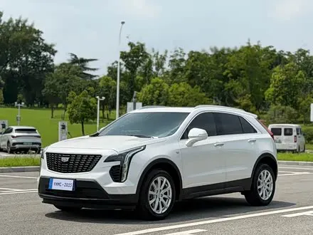 CADILLAC XT4 — из Китая под ключ
