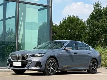BMW I5 — из Китая под ключ