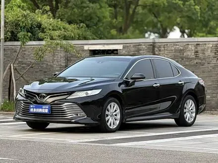 TOYOTA CAMRY 2019 — 60 000 км, Китай — под ключ — фото 1