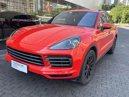 PORSCHE CAYENNE 2019 — 31 000 км, Китай — под ключ — фото 1