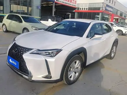 LEXUS UX — из Китая под ключ