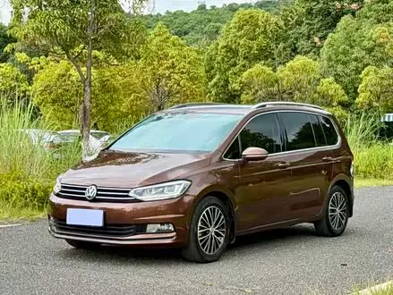VOLKSWAGEN TOURAN — из Китая под ключ