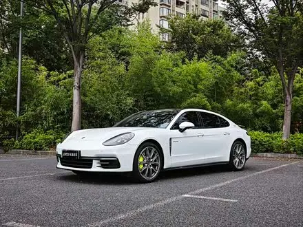 PORSCHE PANAMERA 2017 — 61 000 км, Китай — под ключ — фото 1