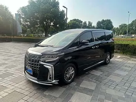 TOYOTA ALPHARD 2021 — 34 000 км, Китай — под ключ — фото 1