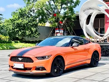 FORD MUSTANG 2017 — 80 000 км, Китай — под ключ — фото 1