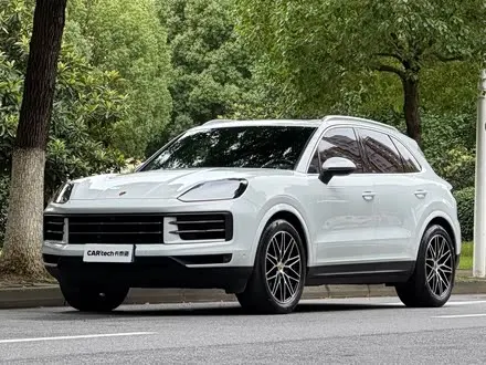 PORSCHE CAYENNE 2024 — 47 000 км, Китай — под ключ — фото 1