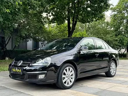 VOLKSWAGEN SAGITAR 2011 — 158 000 км, Китай — под ключ — фото 1