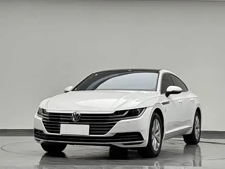 VOLKSWAGEN CC 2020 — 60 000 км, Китай — под ключ — фото 1