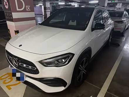 MERCEDES-BENZ GLA — из Китая под ключ