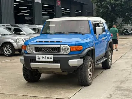 TOYOTA FJ CRUISER — из Китая под ключ