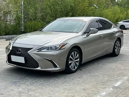 LEXUS ES — из Китая под ключ