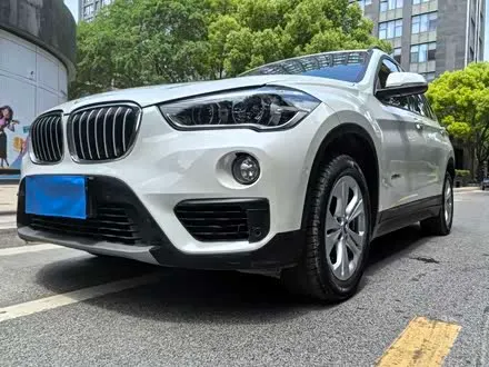 BMW X1 2018 — 82 000 км, Китай — под ключ — фото 1
