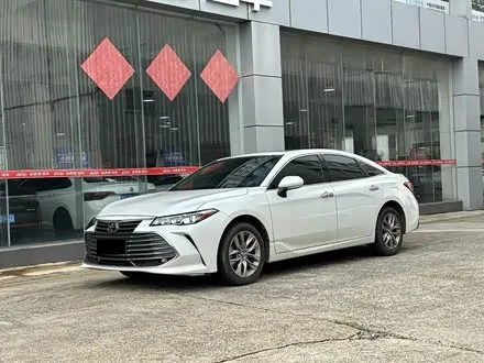 TOYOTA AVALON 2021 — 67 000 км, Китай — под ключ — фото 1