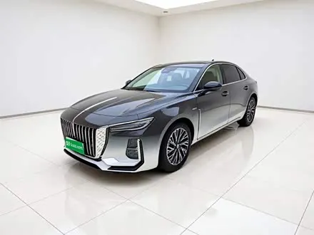 HONGQI H5 — из Китая под ключ