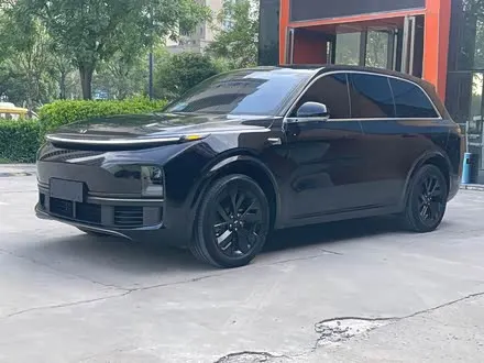 LI AUTO L8 — из Китая под ключ