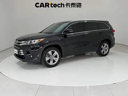 TOYOTA HIGHLANDER — из Китая под ключ