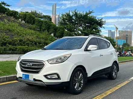 HYUNDAI IX35 2015 — 110 000 км, Китай — под ключ — фото 1