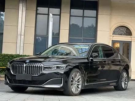 BMW 7 SERIES 2021 — 72 000 км, Китай — под ключ — фото 1