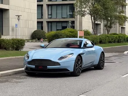 ASTON MARTIN DB11 — из Китая под ключ