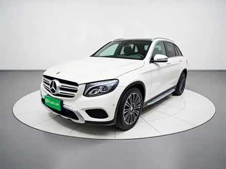 MERCEDES-BENZ GLC 2016 — 82 900 км, Китай — под ключ — фото 1
