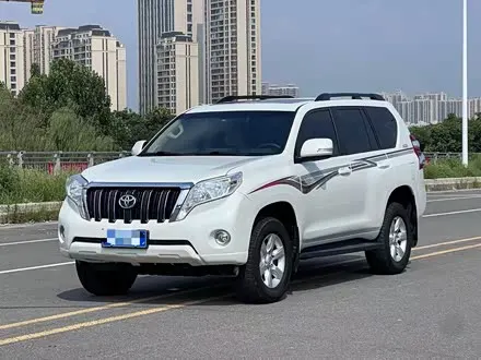 TOYOTA PRADO 2016 — 140 000 км, Китай — под ключ — фото 1