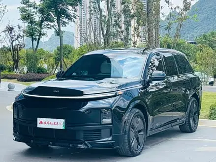 LI AUTO L8 — из Китая под ключ