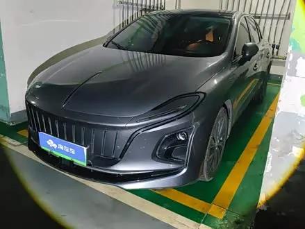 HONGQI E-QM5 — из Китая под ключ