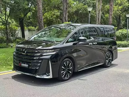 TOYOTA VELLFIRE — из Китая под ключ