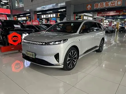 DONGFENG EΠ008 — из Китая под ключ