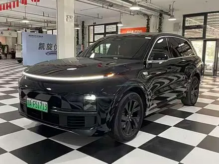 LI AUTO L8 — из Китая под ключ