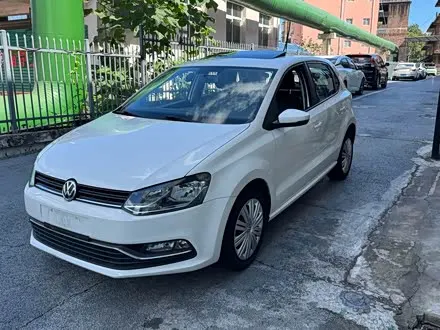 VOLKSWAGEN POLO 2018 — 59 000 км, Китай — под ключ — фото 1