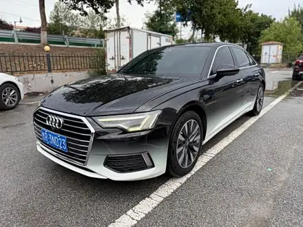 AUDI A6L 2019 — 130 000 км, Китай — под ключ — фото 1