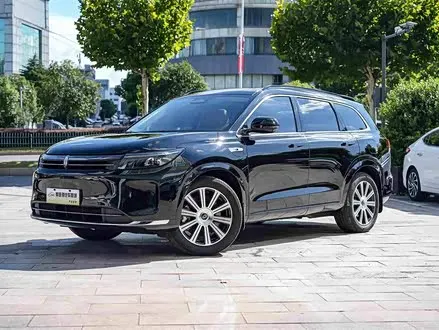 AITO M7 — из Китая под ключ