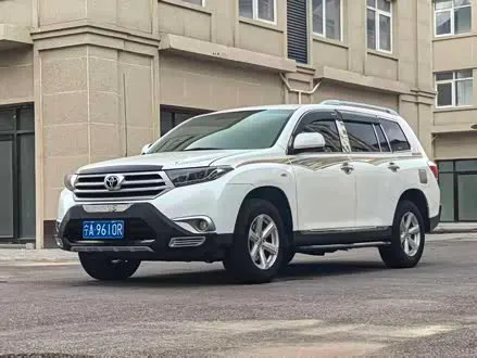 TOYOTA HIGHLANDER 2013 — 180 000 км, Китай — под ключ — фото 1