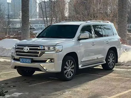 TOYOTA LAND CRUISER — из Китая под ключ
