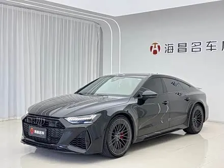 AUDI RS 7 2024