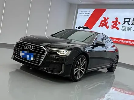 AUDI A6L 2021 — 60 000 км, Китай — под ключ — фото 1